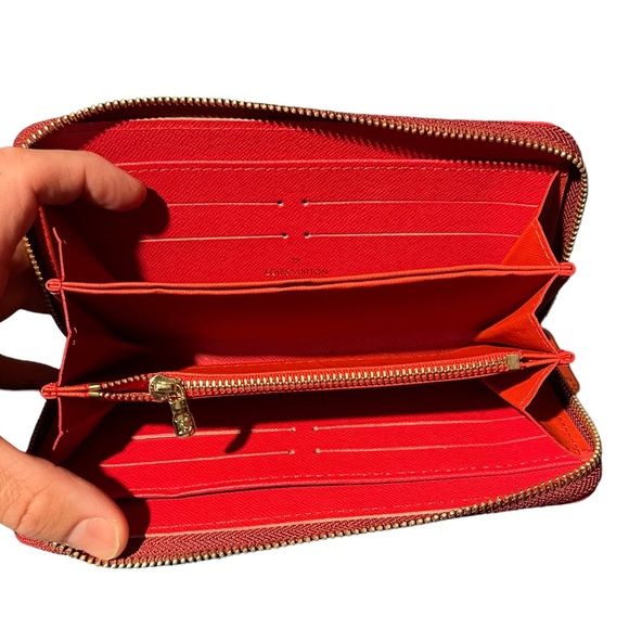 Louis Vuitton wallet mint condition - Picture 5 of 6